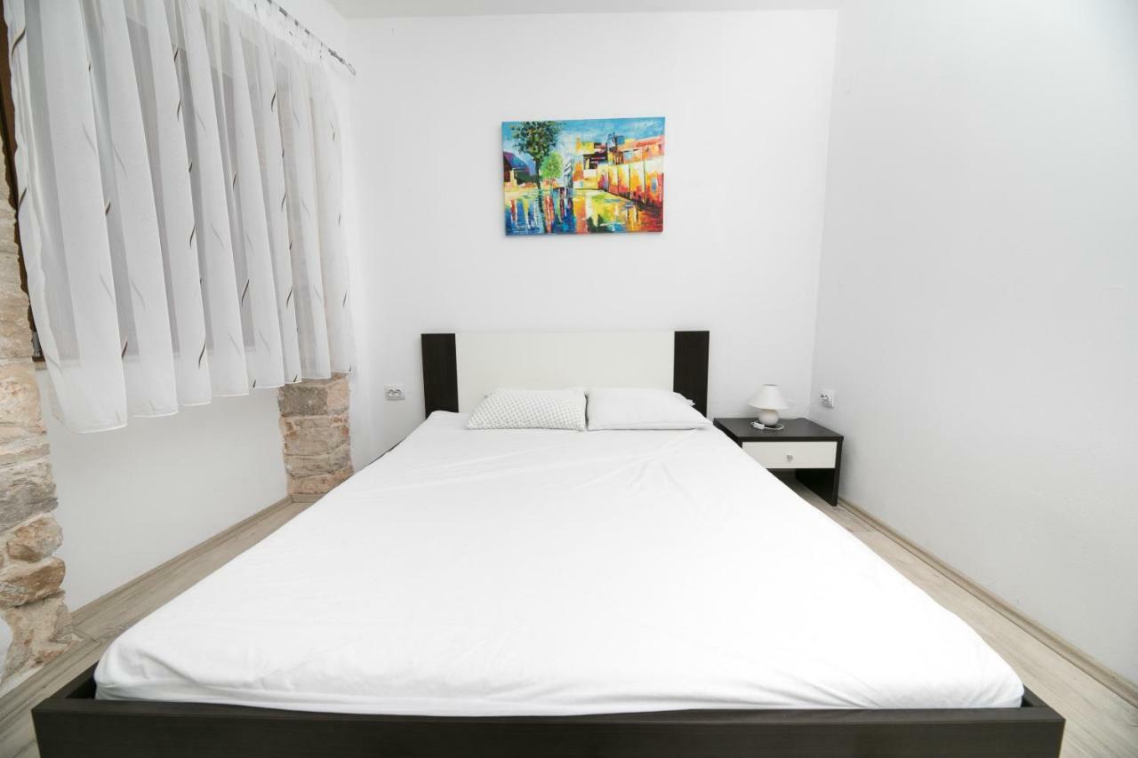 Apartment Elena Bale Exteriér fotografie