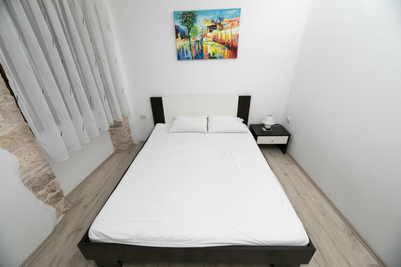 Apartment Elena Bale Exteriér fotografie